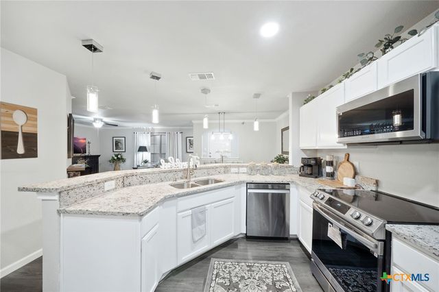 7323 Snowden Road 2201, San Antonio, TX 78240