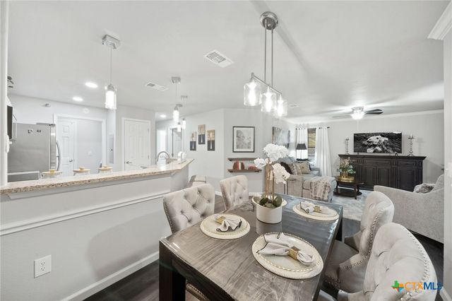 7323 Snowden Road 2201, San Antonio, TX 78240