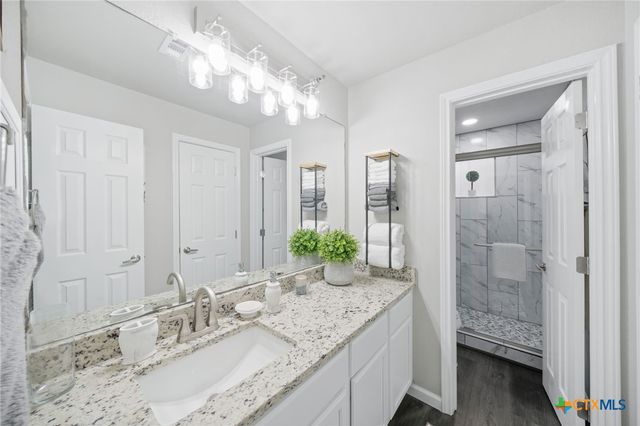 7323 Snowden Road 2201, San Antonio, TX 78240