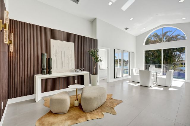 7744 Doubleton Drive, Delray Beach, FL 33446