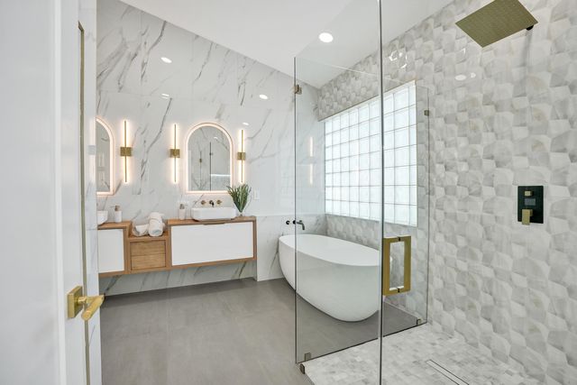 7744 Doubleton Drive, Delray Beach, FL 33446