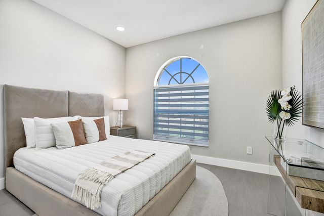 7744 Doubleton Drive, Delray Beach, FL 33446