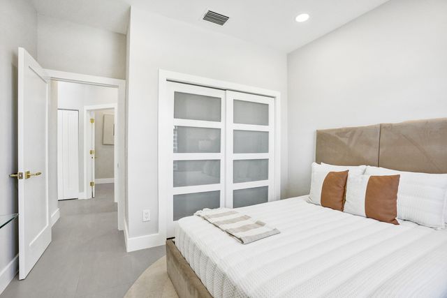 7744 Doubleton Drive, Delray Beach, FL 33446