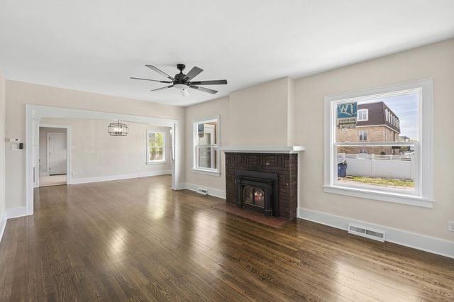 2440 Martha Street, Highland, IN 46322