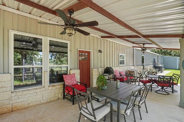 125 Rolling Hills Boulevard, Alvord, TX 76225