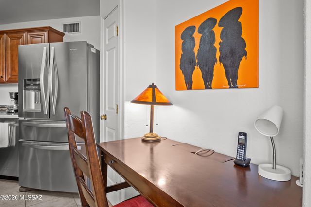 6655 N Canyon Crest Dr Unit 10260, Tucson, AZ 85750