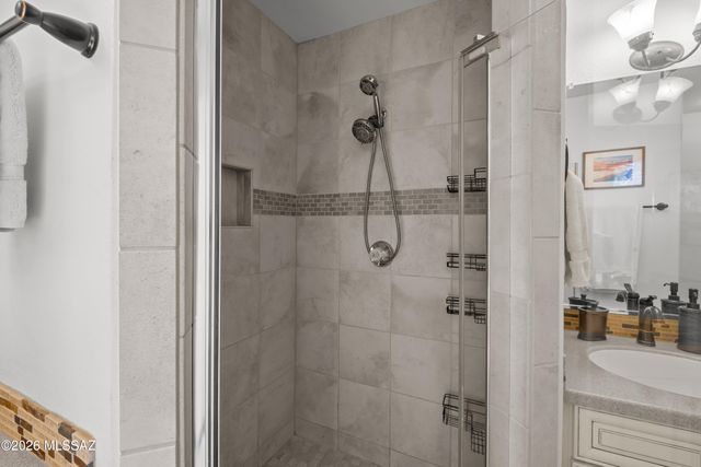 6655 N Canyon Crest Dr Unit 10260, Tucson, AZ 85750