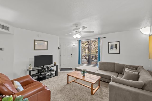 6655 N Canyon Crest Dr Unit 10260, Tucson, AZ 85750