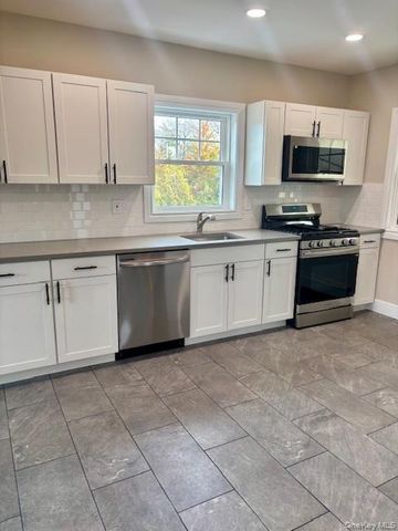 1026 Glen Cove Avenue, Glen Head, NY 11545