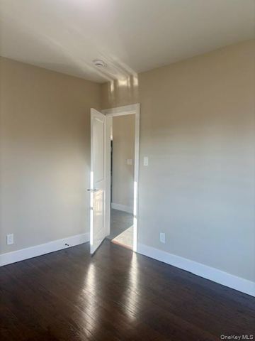 1026 Glen Cove Avenue, Glen Head, NY 11545