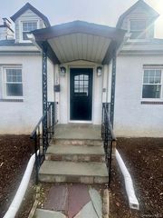 1026 Glen Cove Avenue, Glen Head, NY 11545