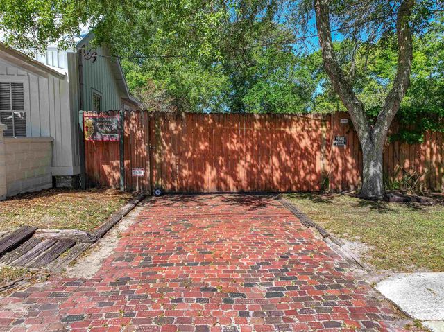 86 Masters Dr, St Augustine, FL 32084