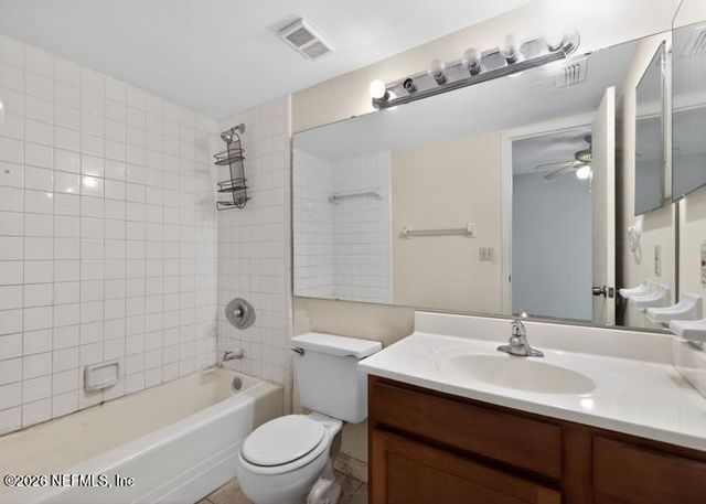 1101 W DEFENDER Court 1101, Jacksonville, FL 32233