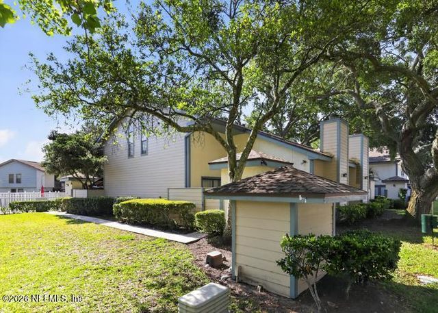 1101 W DEFENDER Court 1101, Jacksonville, FL 32233