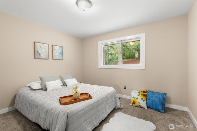 19445 Viking Avenue NW, Poulsbo, WA 98370