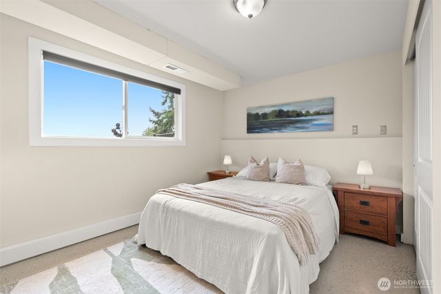 19445 Viking Avenue NW, Poulsbo, WA 98370
