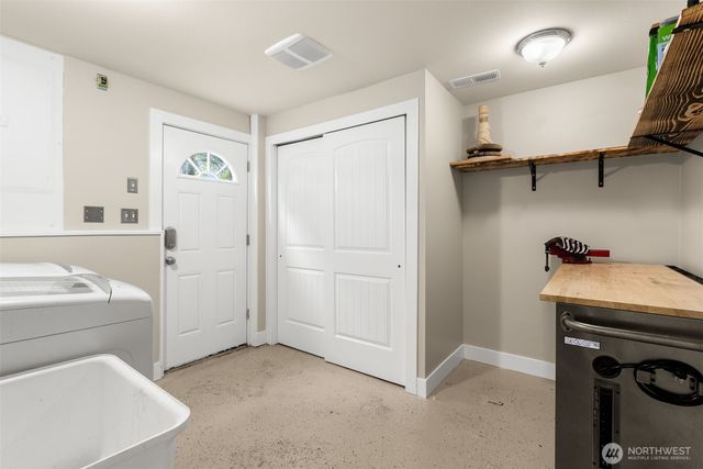 19445 Viking Avenue NW, Poulsbo, WA 98370