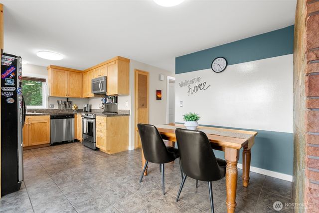19445 Viking Avenue NW, Poulsbo, WA 98370