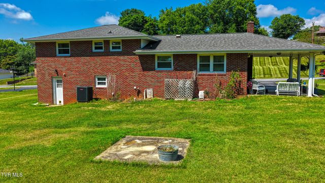 213 Darlington Drive, Kingsport, TN 37660
