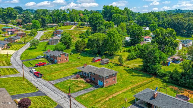 213 Darlington Drive, Kingsport, TN 37660