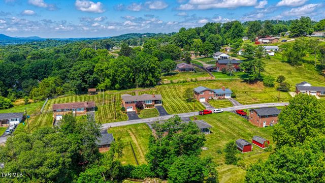 213 Darlington Drive, Kingsport, TN 37660