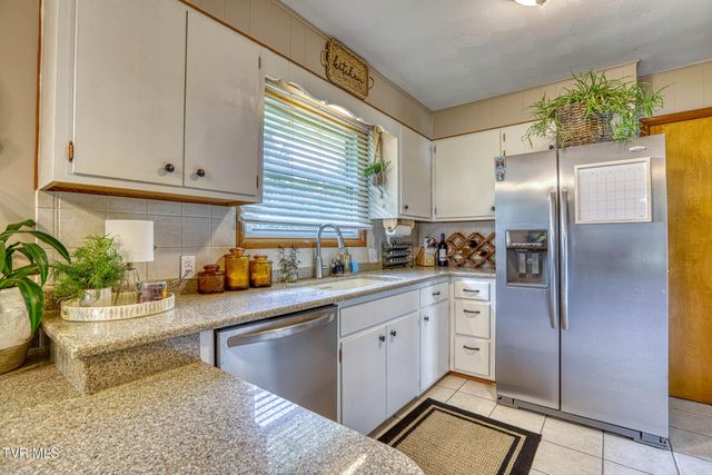 213 Darlington Drive, Kingsport, TN 37660