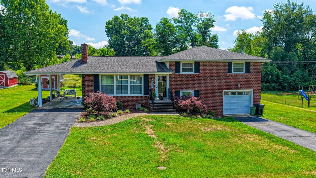 213 Darlington Drive, Kingsport, TN 37660