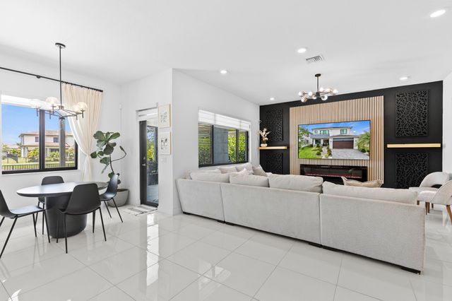 10855 Passage Way, Parkland, FL 33076