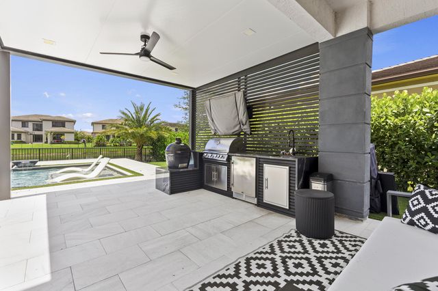 10855 Passage Way, Parkland, FL 33076