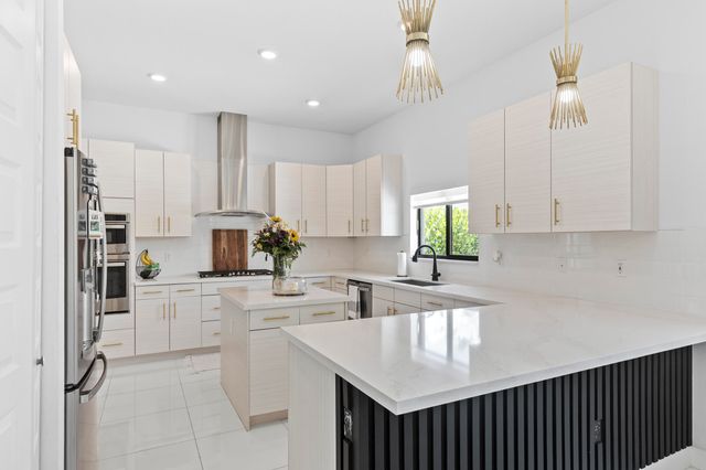 10855 Passage Way, Parkland, FL 33076