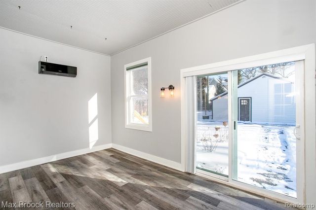 93 Oakdale Boulevard, Pleasant Ridge, MI 48069