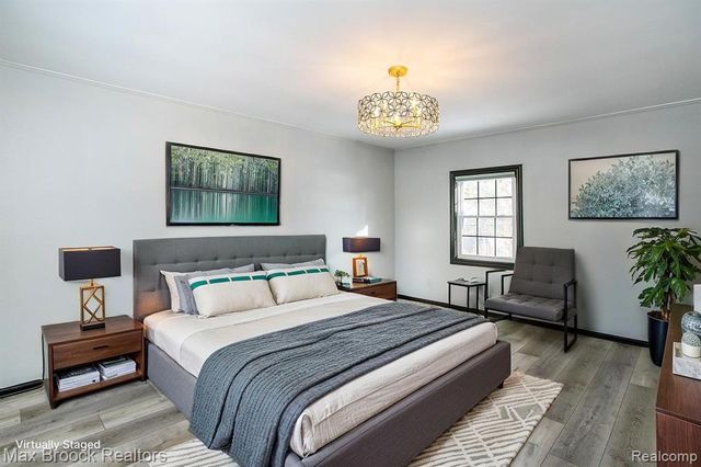 93 Oakdale Boulevard, Pleasant Ridge, MI 48069