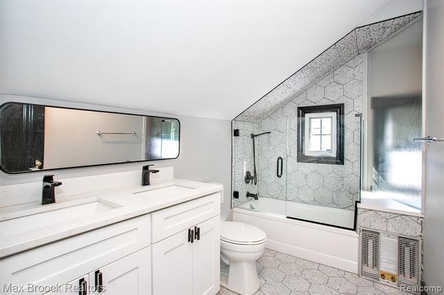 93 Oakdale Boulevard, Pleasant Ridge, MI 48069