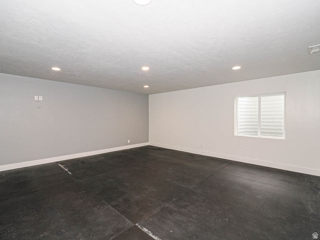 868 E CLIFFROSE DR, Eagle Mountain, UT 84005