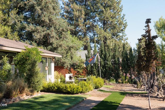 61084 Parrell Road, Bend, OR 97702