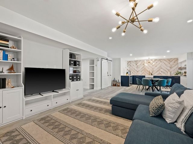 51 Hartwell Avenue, Littleton, MA 01460