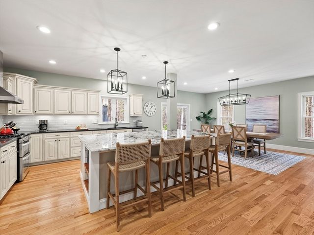 51 Hartwell Avenue, Littleton, MA 01460