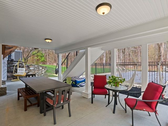 51 Hartwell Avenue, Littleton, MA 01460
