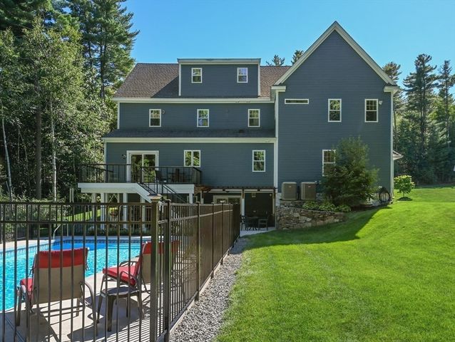 51 Hartwell Avenue, Littleton, MA 01460