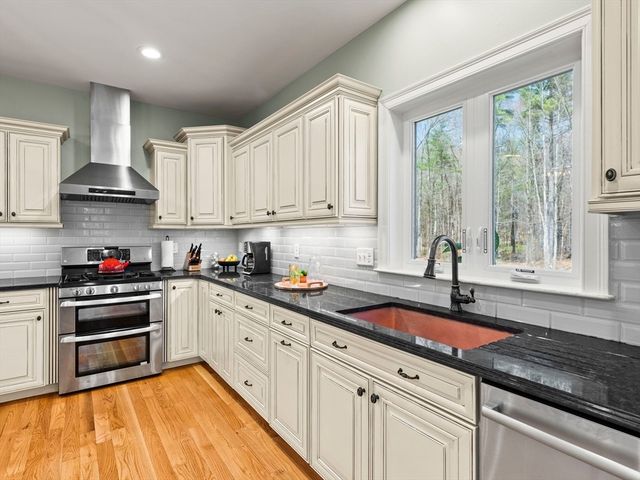 51 Hartwell Avenue, Littleton, MA 01460