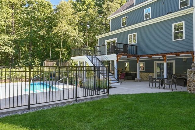 51 Hartwell Avenue, Littleton, MA 01460