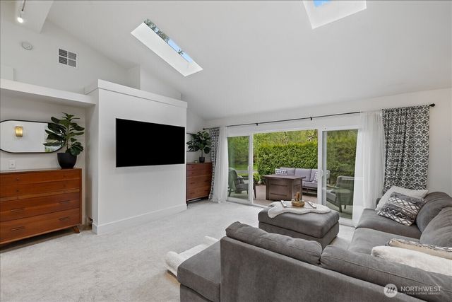 1109 Lewis Lane SE, Issaquah, WA 98027