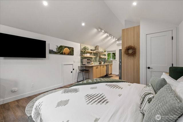 1109 Lewis Lane SE, Issaquah, WA 98027