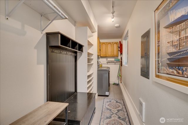 1109 Lewis Lane SE, Issaquah, WA 98027