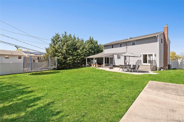 41 Evelyn Drive, Bethpage, NY 11714