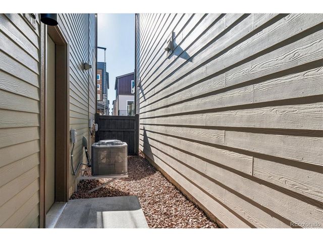 6155 Mission Trails Vw, Colorado Springs, CO 80922