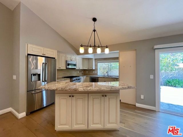 1080 Finrod Court, Westlake Village, CA 91361