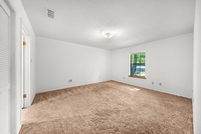 239 E College Street, Alba, TX 75410