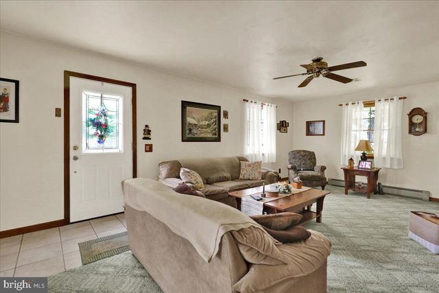 1170 N MANOR RD, Honey Brook, PA 19344