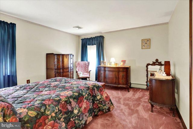 1170 N MANOR RD, Honey Brook, PA 19344